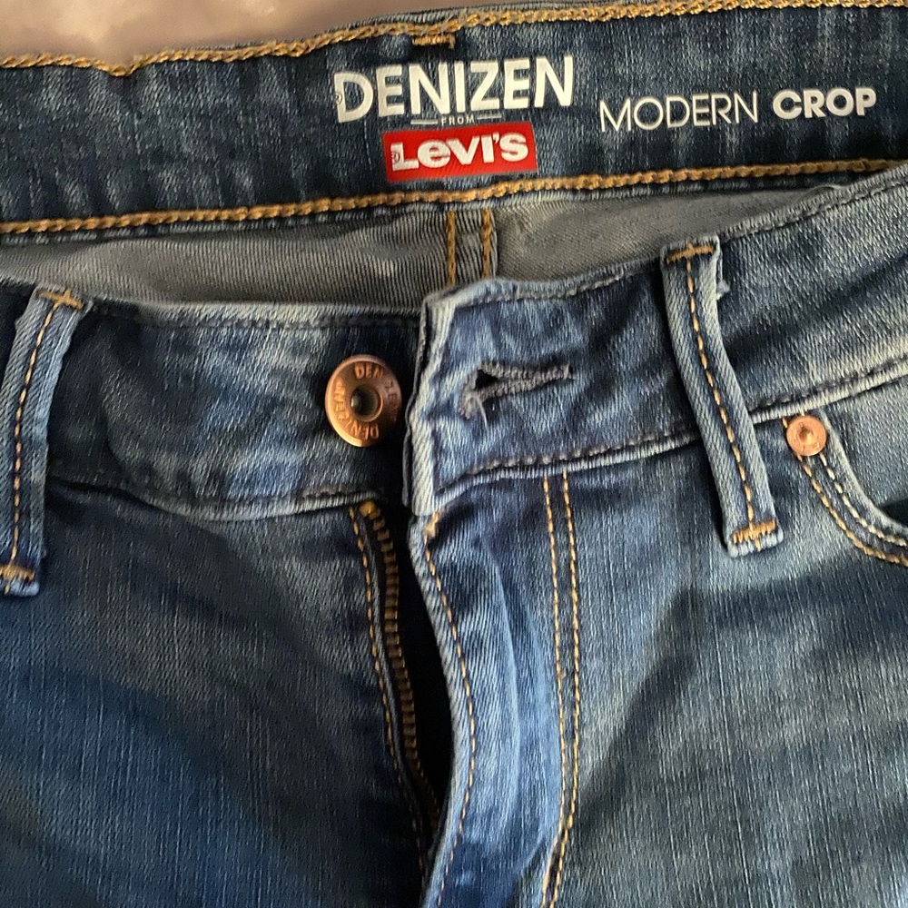 🌟BOGO🌟 Levi’s cropped jeans